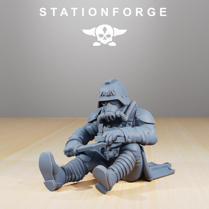 Wargames - Stationforge - GrimGuard - Comrades (5 Figurer)