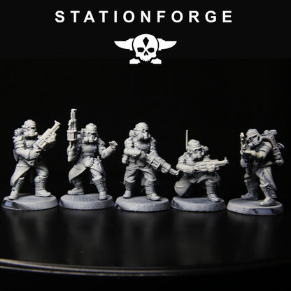 Wargames - Stationforge - GrimGuard - Tinkers Squad (5 Figurer)