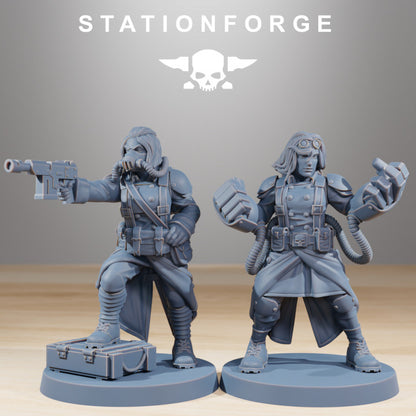 Wargames - Stationforge - GrimGuard - Sisters of War Squad (10 Figurer)
