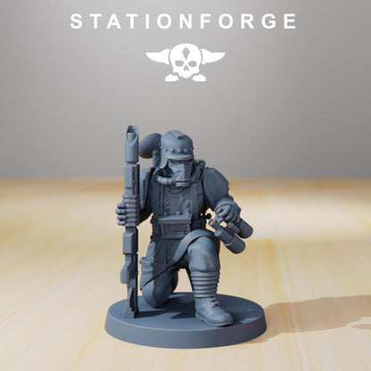 Wargames - Stationforge - GrimGuard - Supporters Squad (6 Figurer)