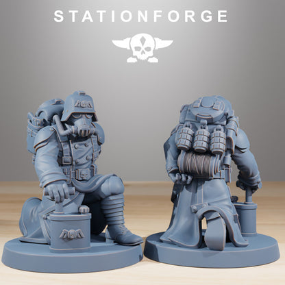 Wargames - Stationforge - GrimGuard - Acolytes Squad (10 Figurer)