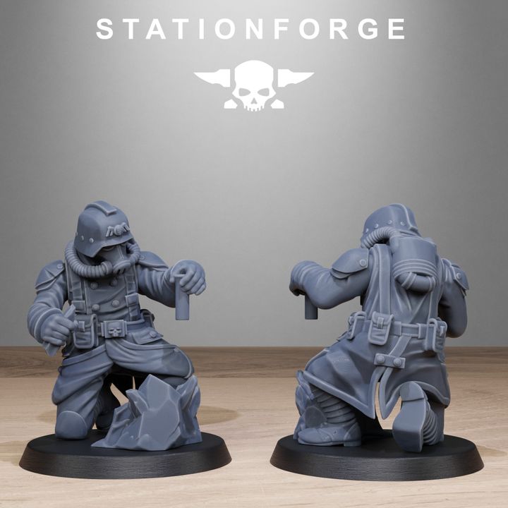 Wargames - Stationforge - GrimGuard - Radioactive Mutants Squad (10 Figurer)