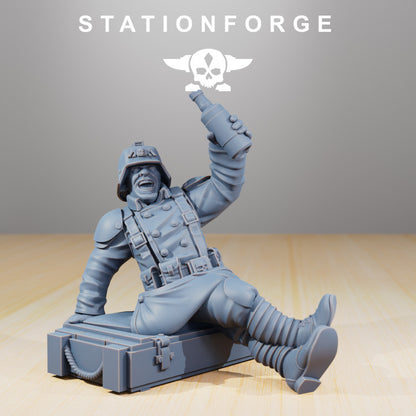 Wargames - Stationforge - GrimGuard - Comrades (5 Figurer)