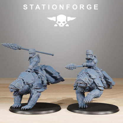 Wargames - Stationforge - GrimGuard - Bear Riders Squad (11 Figurer)